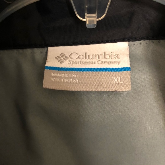 Columbia Raincreek Falls Rain Jacket - Picture 3 of 3